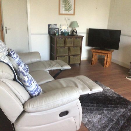 Cosy Apartment Milltown Malbay Exterior photo